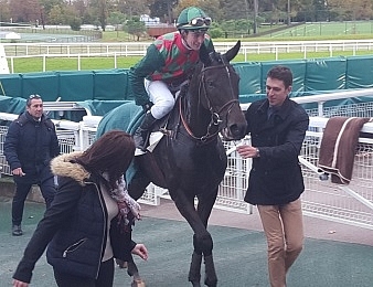 Alex de Larredya fait sa rentrée ce jeudi 14 septembre à Auteuil