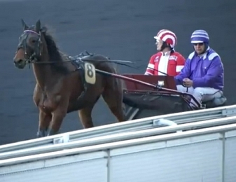 Christophe Delay sur un roadcar