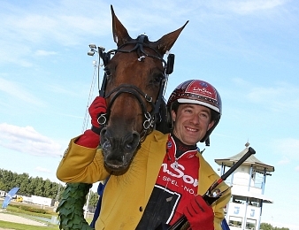 Cyber Lane remporte sa sixième victoire d'affilé ce dimanche 26 novembre à Solvalla