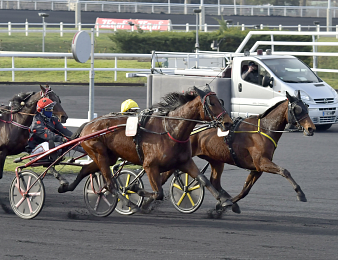 Délia du Pommereux domine Face Time Bourbon dans le Prix de France