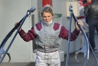 Elisabeth Allaire remporte sa première victoire en tant qu'entraîneur.
