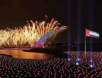 Feu d'artifice pour African Story