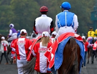 Flamme du Goutier enlève le Prix de Normandie ce samedi 12 septembre à Vincennes.