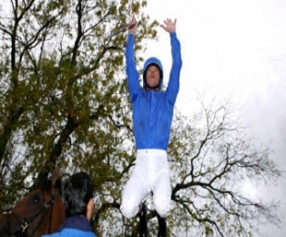 Frankie Dettori devrait être du Prix du Jockey Club 2013