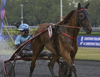 Hanna des Molles et Alexandre Abrivard à l'échauffement.
