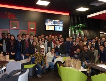 Hippique Dream fait découvrir les courses aux jeunes, et ça marche !