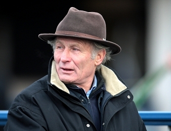 https://www.zone-turf.fr/media/picture/big-jean-pierre-dubois-s-est-impose-a-hyeres-3548.jpg