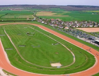L'hippodrome d'Argentan théâtre d'une terrible chute samedi