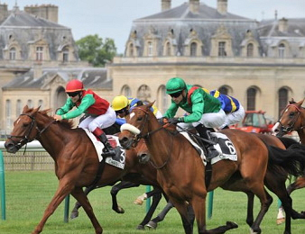 Le Prix des Quatre Glacières, quinté + PMU du lundi 17 mars à Chantilly.