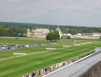 Le Prix Jouvence, quinté+ PMU du dimanche 18 octobre à Chantilly