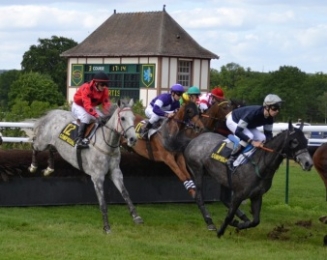 Le Prix Prince d'Ecouen se tenait sur les balais
