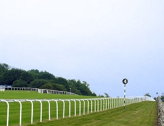Minding s'est adjugée les Nassau St. et un sixième groupe 1 samedi à Goodwood