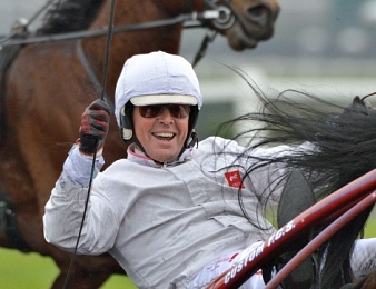 Pierre Vercruysse et Drôle de Jet remporte le Grand Prix de l'UET