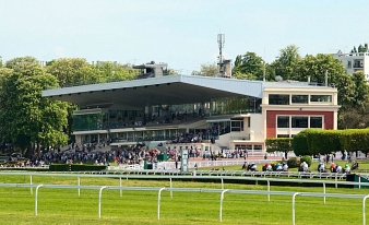 Prix Edmond Blanc: Stormy Antarctic s'impose de belle manière
