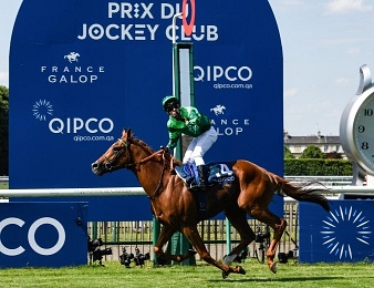 Sottsass triomphe dans le Qatar Prix de l'Arc de Triomphe