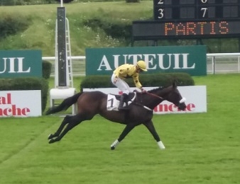 Storm of Saintly et Bertrand Lestrade se sont offerts le Prix des Drags