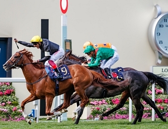Stradivarius devance Vazirabad dans la Gold Cup 2018 disputée à Ascot