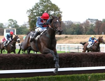 Tanaïs du Chênet lors de sa victoire dans le Prix Orcada