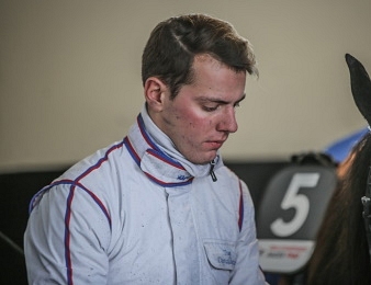 Théo Duvaldestin remporte la 100ème course de l'année.